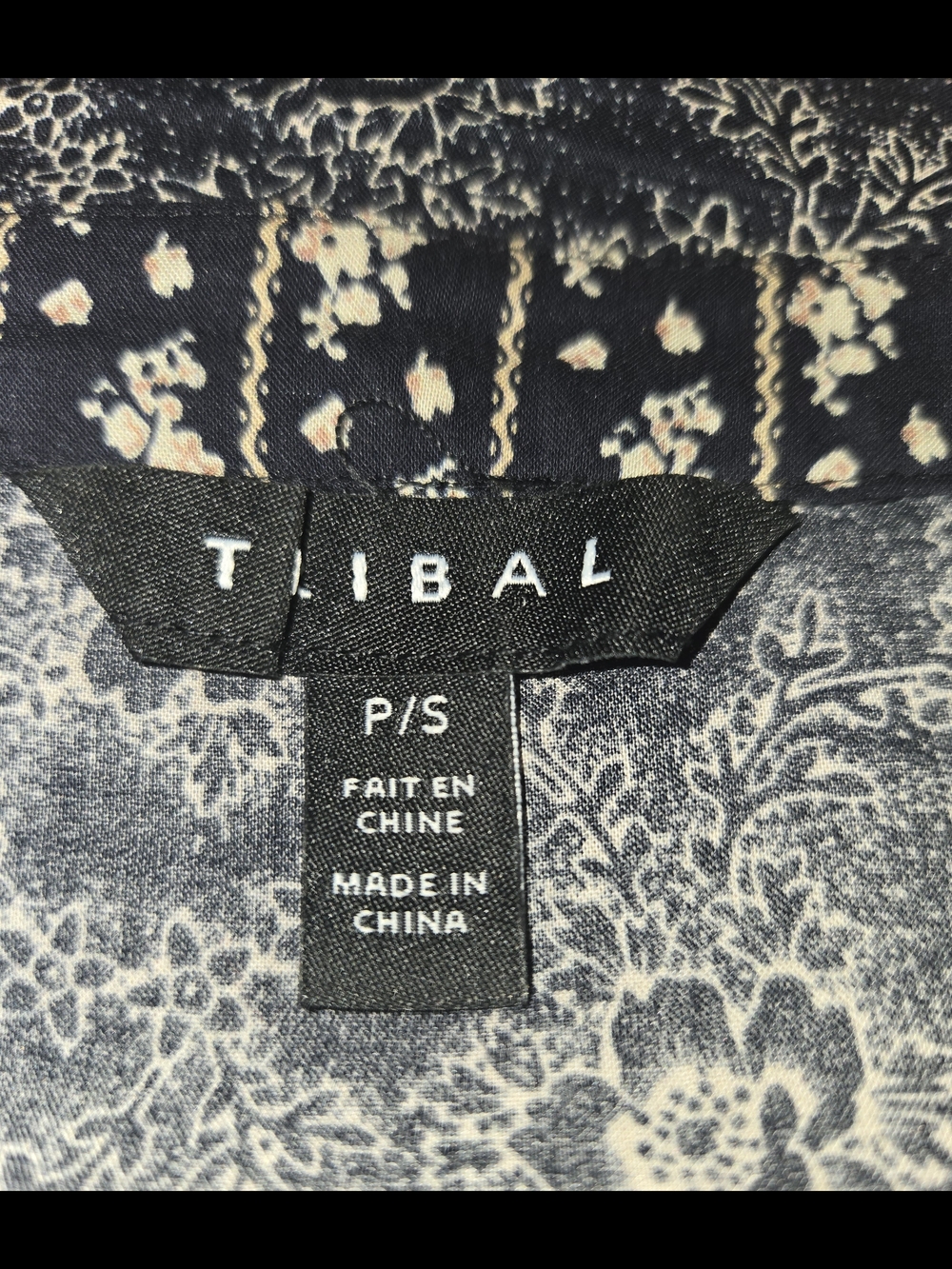 Tribal Navy and Cream Mixed-Print V-Neck Blouse Womens Size Small Petite - Picture 11 of 12